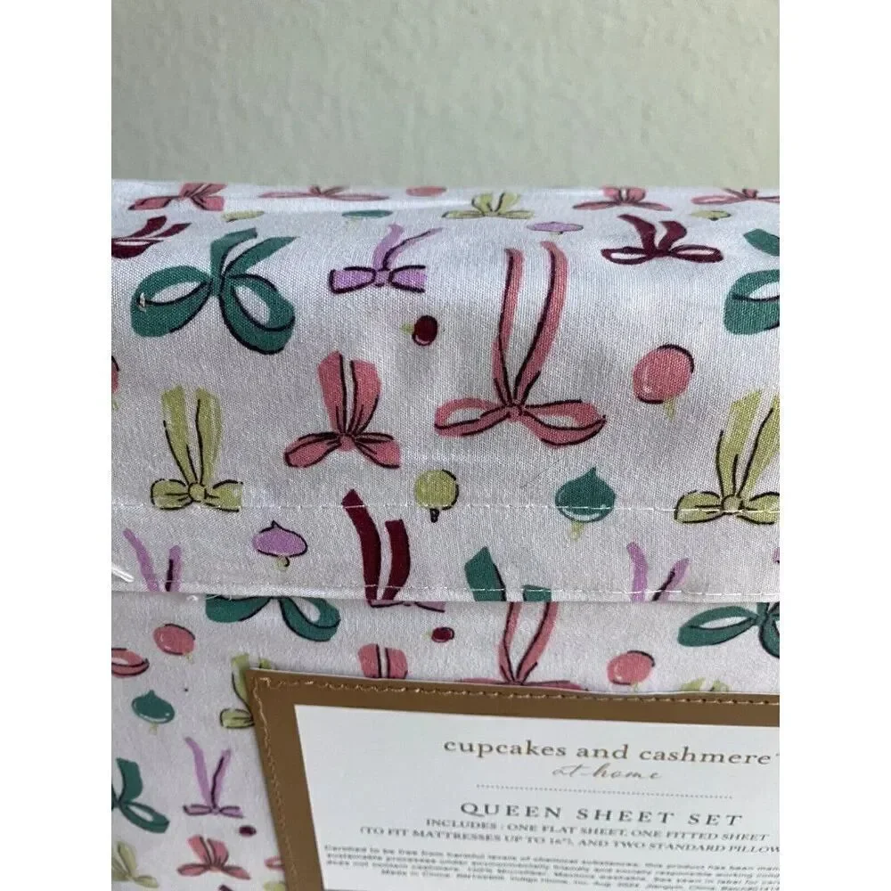 Cupcakes and Cashmere Bows Ornaments QUEEN SIZE Sheet‎ Set Christmas Bows NEW
